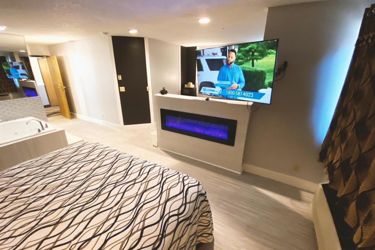 Coratel Inn & Suites By Jasper Hastings Eksteriør bilde