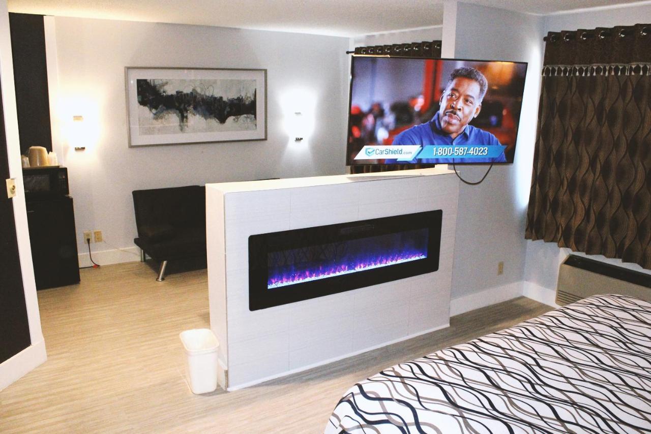 Coratel Inn & Suites By Jasper Hastings Eksteriør bilde