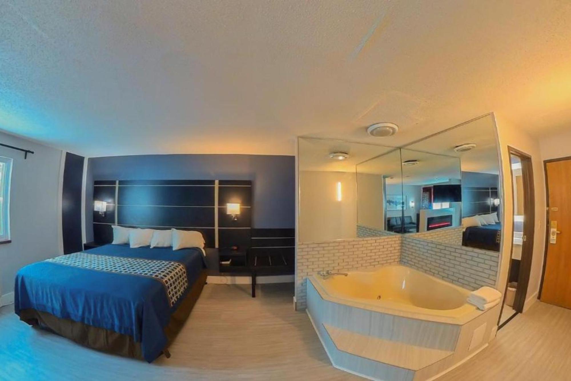 Coratel Inn & Suites By Jasper Hastings Eksteriør bilde